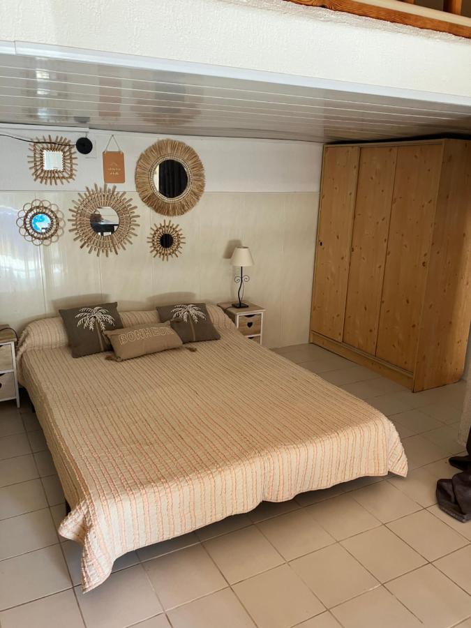 Studio Olmeto Olmeto  Luaran gambar